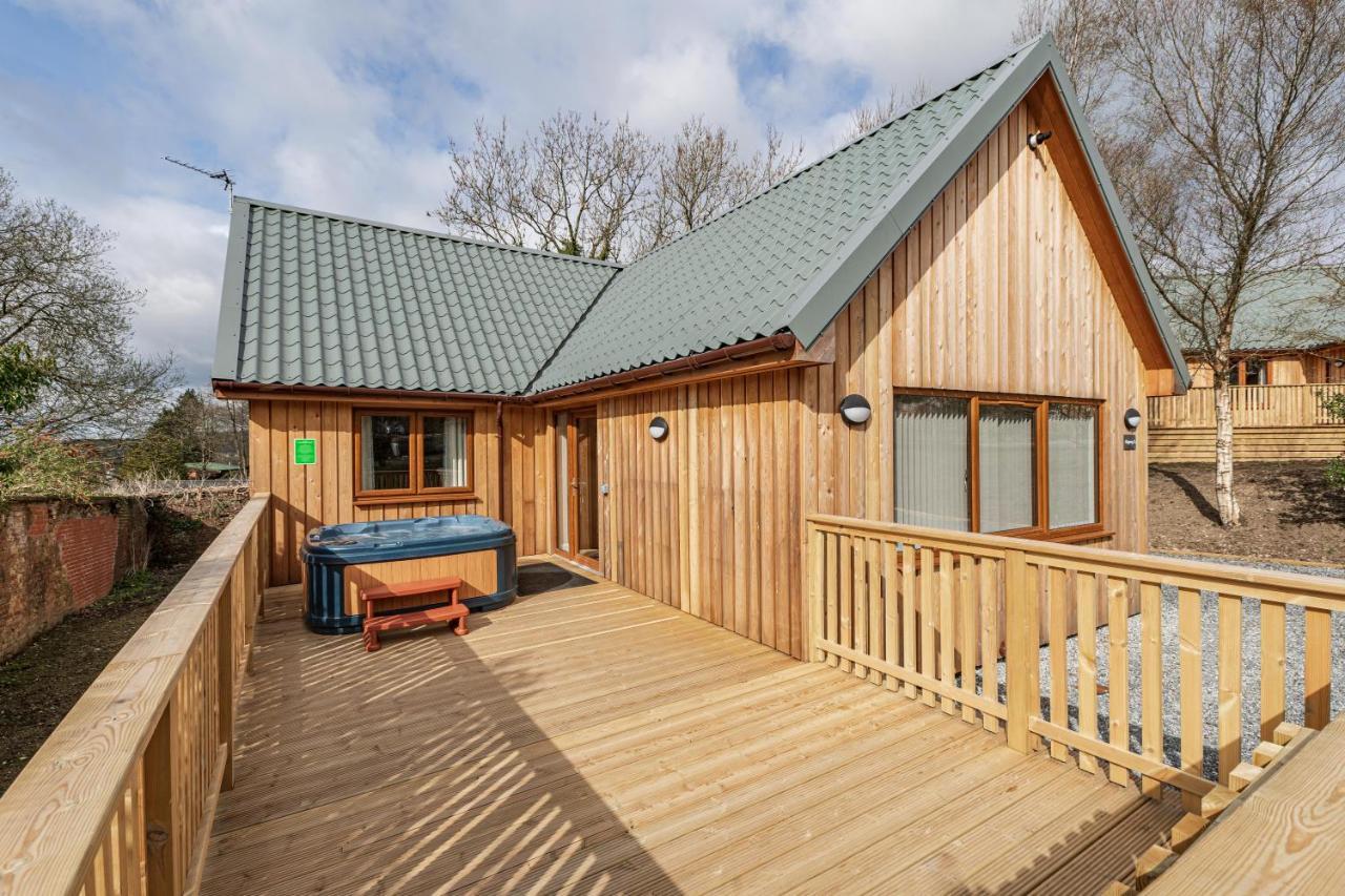 Osprey Lodge 1 With Hot Tub 뉴튼스튜어트 외부 사진